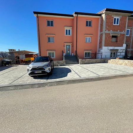 Gallery Apartment In Skrbcici Екстер'єр фото