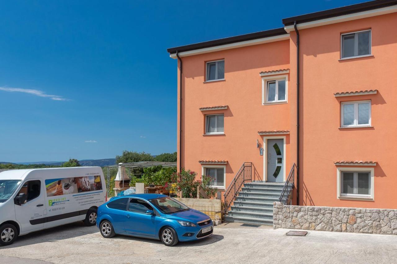 Gallery Apartment In Skrbcici Екстер'єр фото