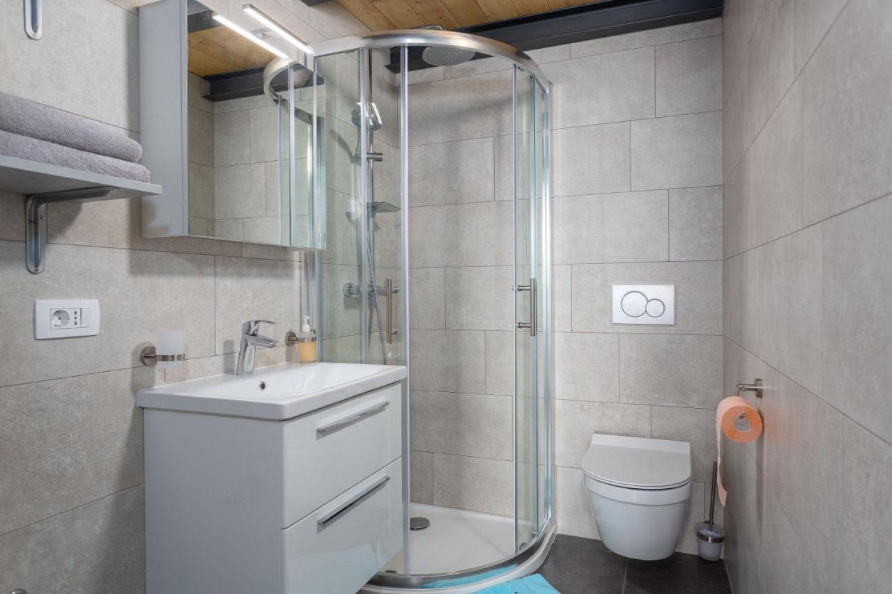 Gallery Apartment In Skrbcici Екстер'єр фото