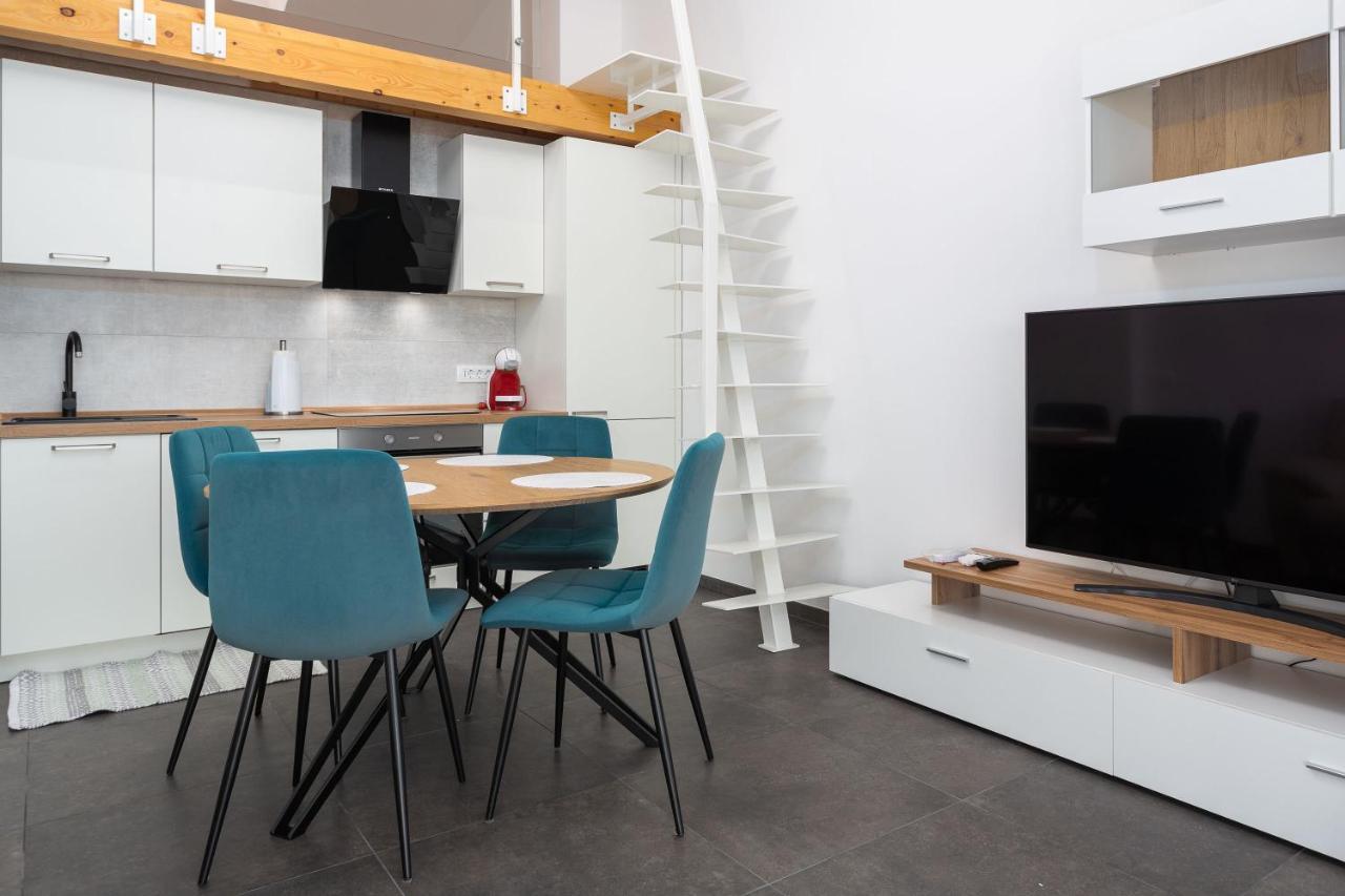 Gallery Apartment In Skrbcici Екстер'єр фото